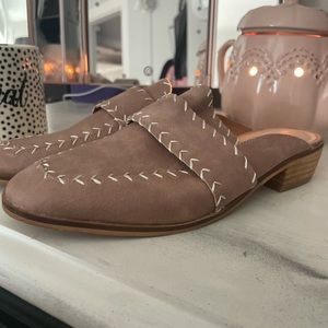 Mi.im sandal clog new 6.5